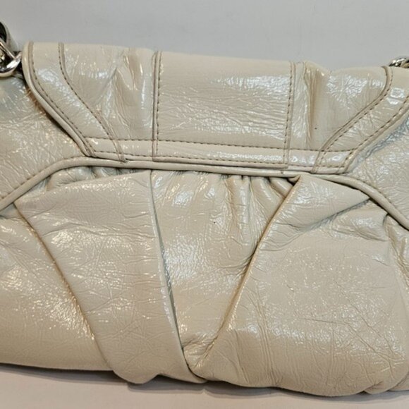 Steve Madden To-Talli Patent White So Soft Shoulder Bag with Silver Chain Strap - Picture 9 of 14